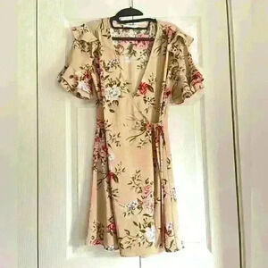 Blue
pepper wrap dress 